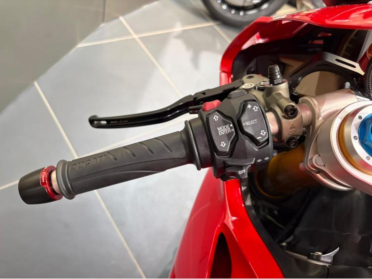 DUCATI PANIGALE V4S - GARANTIE 12 MOIS