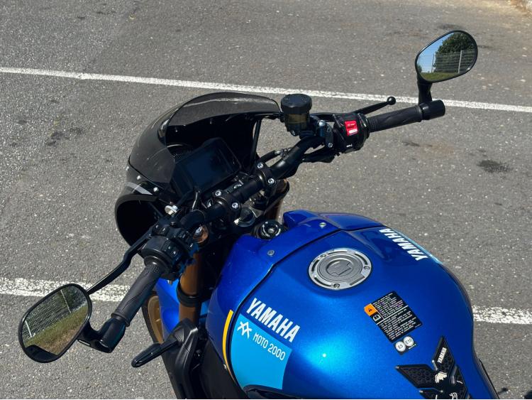 YAMAHA XSR 900