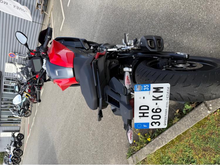 BMW F 900 XR