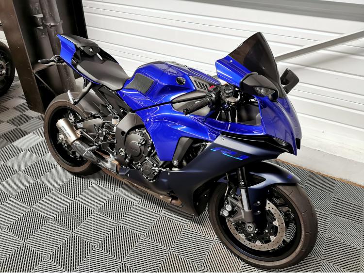 YAMAHA YZF 1000 R1 CROSSPLANE