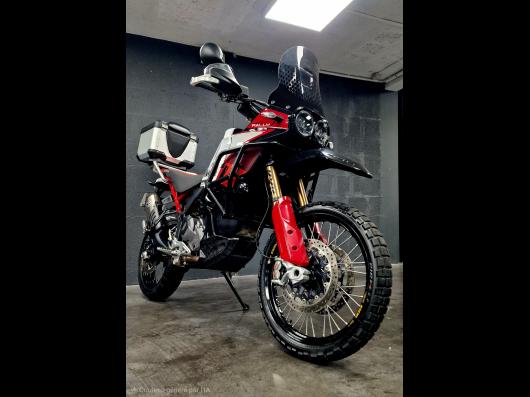 DUCATI DESERT X RALLY