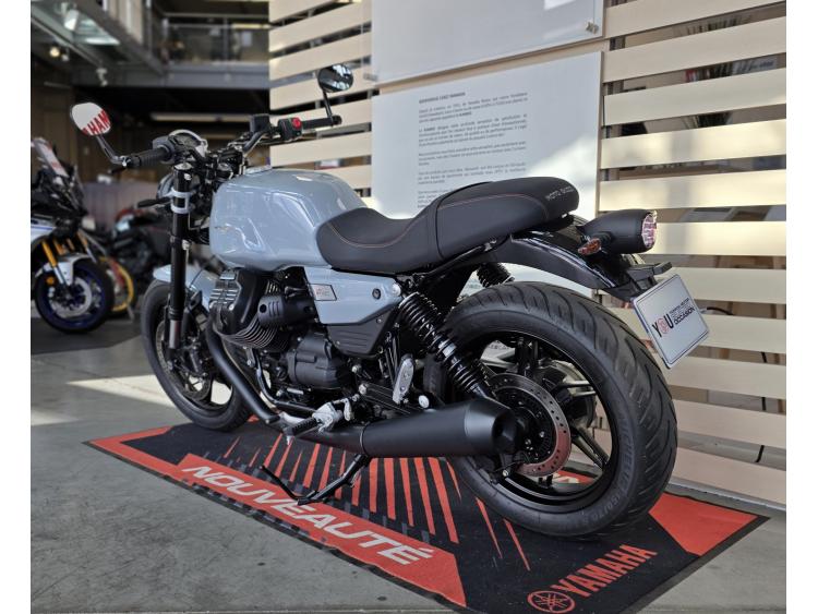 MOTO GUZZI V7 SPORT 850
