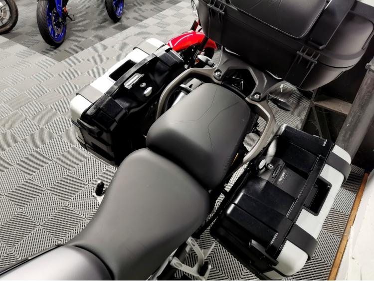 TRIUMPH TIGER 1200 GT EXPLORER - 1ERE MAIN