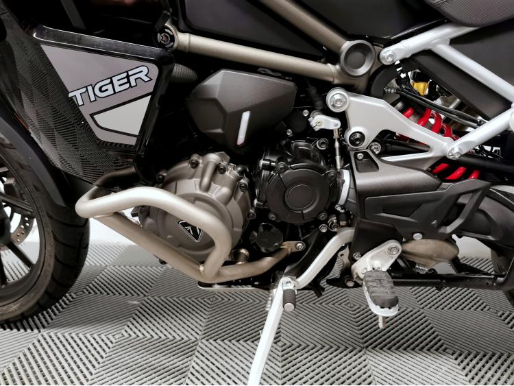 TRIUMPH TIGER 1200 GT EXPLORER - 1ERE MAIN