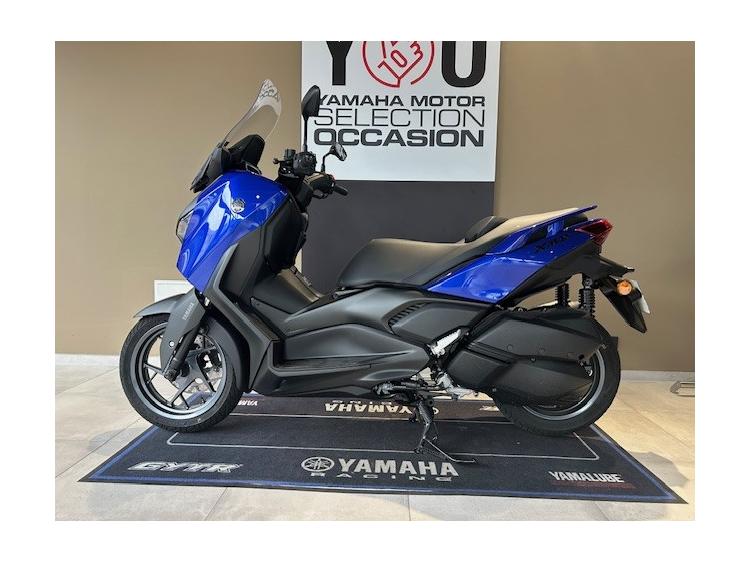 YAMAHA XMAX 300