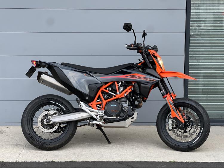 KTM 690 SMC R
