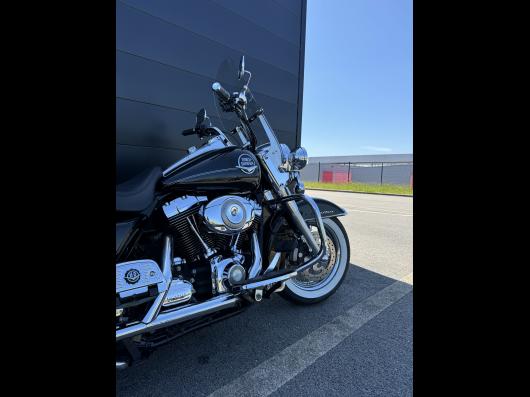 HARLEY-DAVIDSON TOURING ROAD KING 1584 CLASSIC