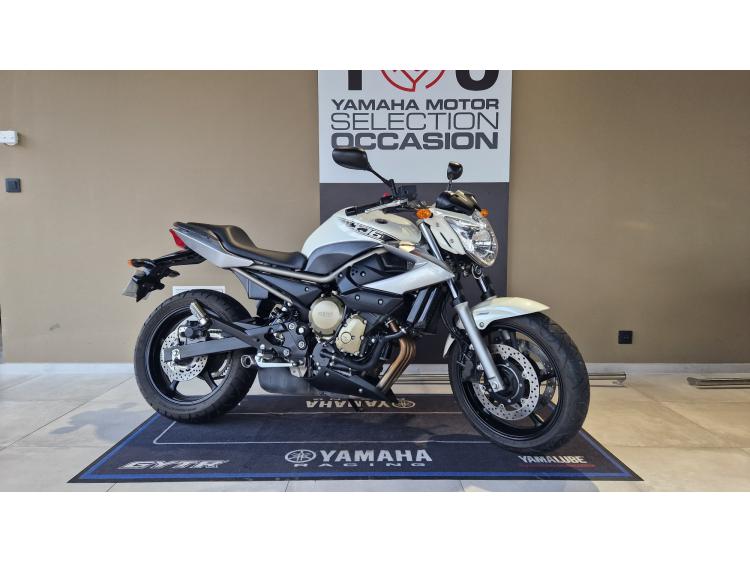 YAMAHA XJ6-N abs
