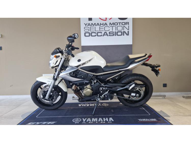 YAMAHA XJ6-N abs
