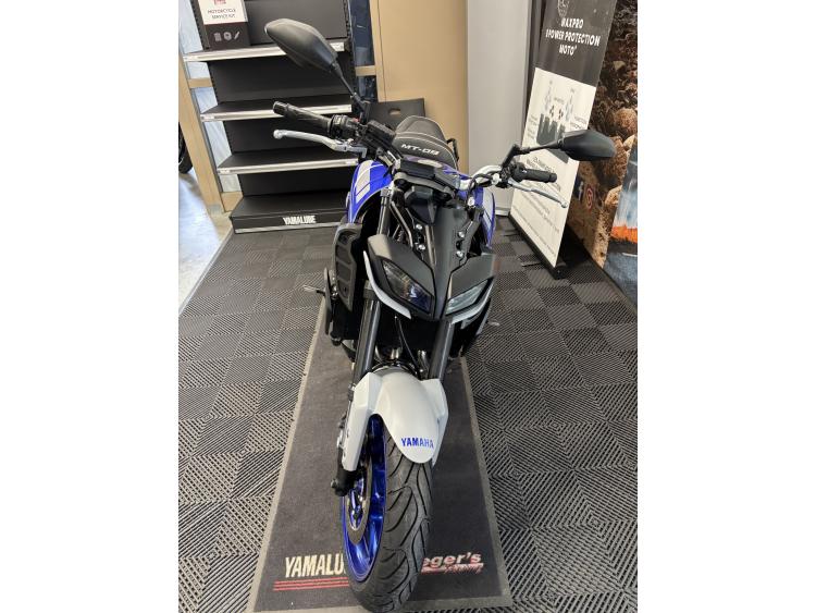 YAMAHA MT-09 - GARANTIE 1 AN 