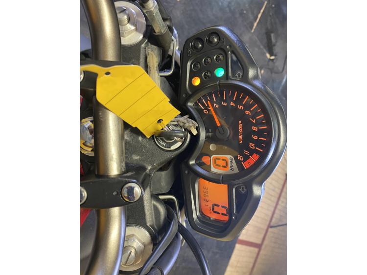 SUZUKI GLADIUS 650