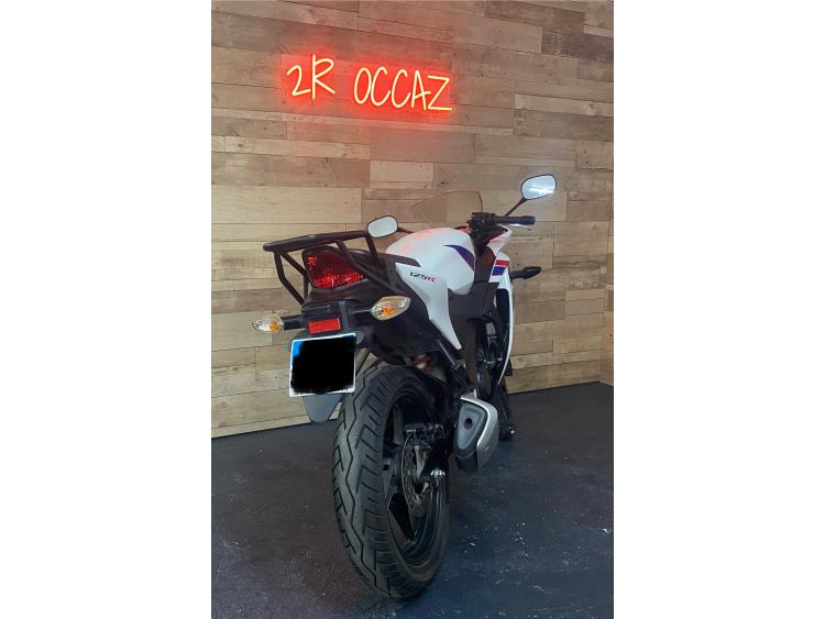 HONDA CBR 125 R