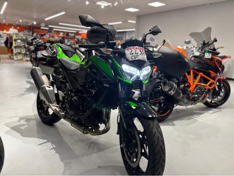 KAWASAKI Z400