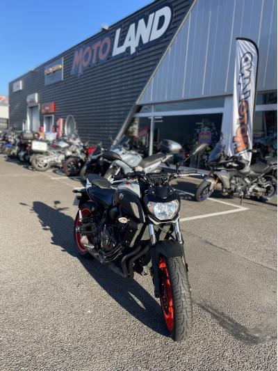 YAMAHA MT-07