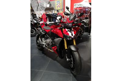DUCATI STREETFIGHTER