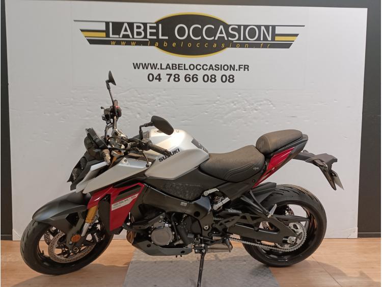 SUZUKI GSX-S 1000