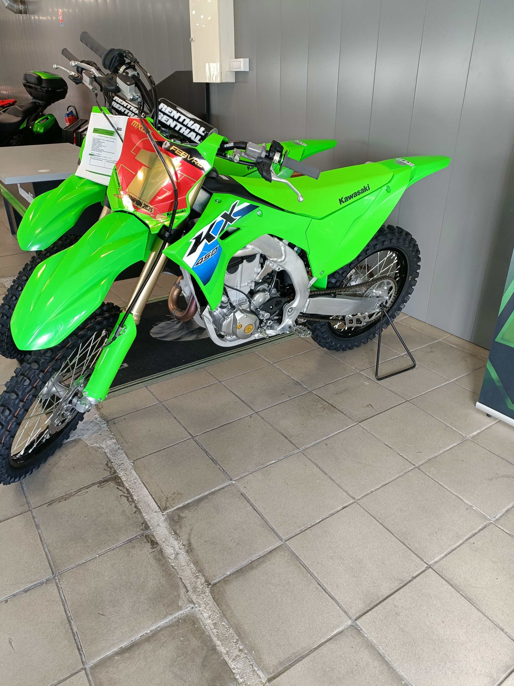 KAWASAKI KX 450 2026 1ER MAIN 4H