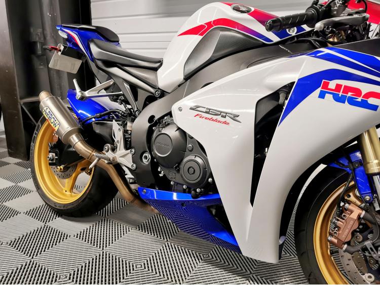 HONDA CBR 1000 R FIREBLADE - CBR1000R - CBR1000 