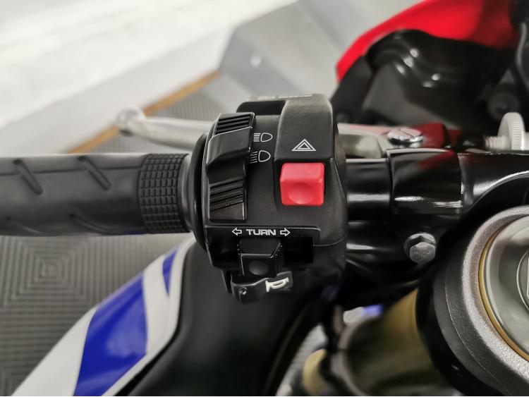 HONDA CBR 1000 R FIREBLADE - CBR1000R - CBR1000 