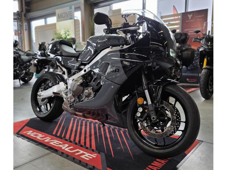 YAMAHA XSR 900 GP