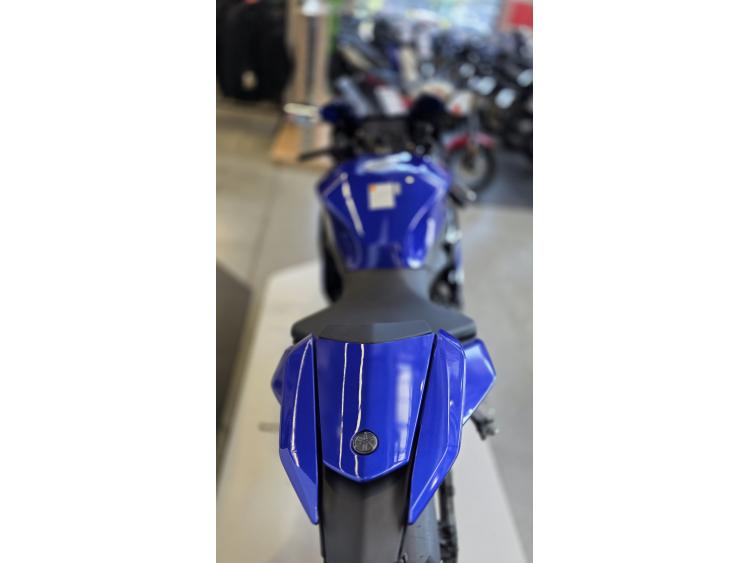 YAMAHA YZF-R9
