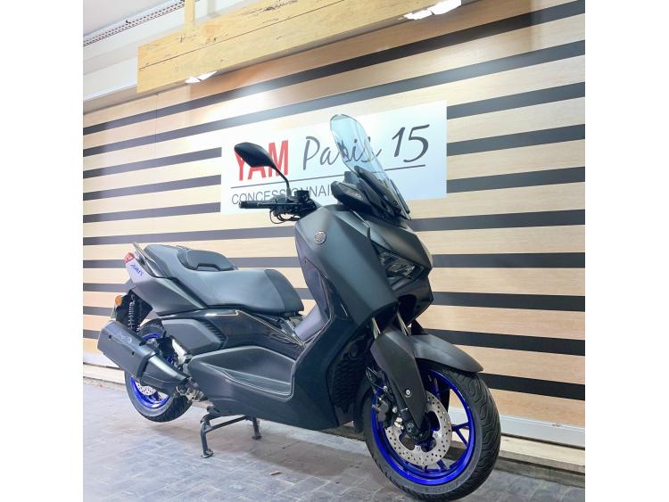 YAMAHA XMAX 300