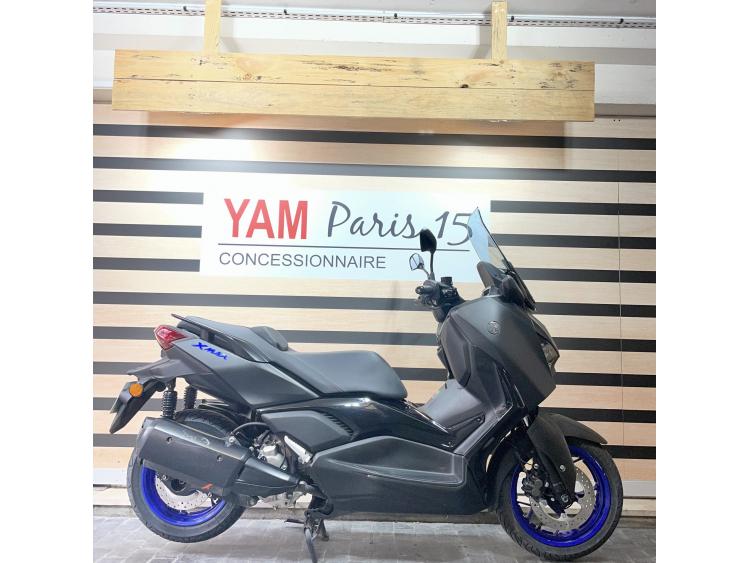 YAMAHA XMAX 300
