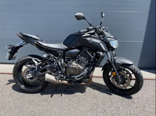 YAMAHA MT-07