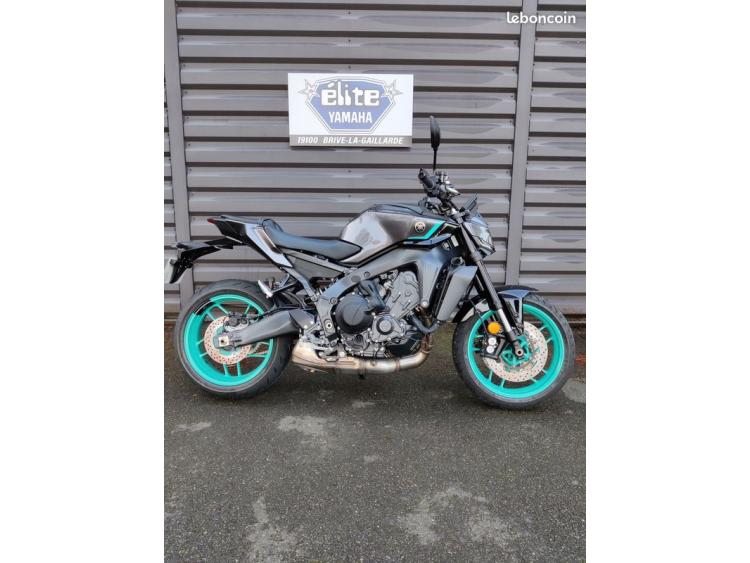 YAMAHA MT-09  Y-AMT