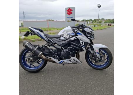 SUZUKI GSX-S 750 A2