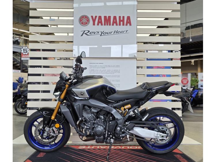 YAMAHA MT-09 SP