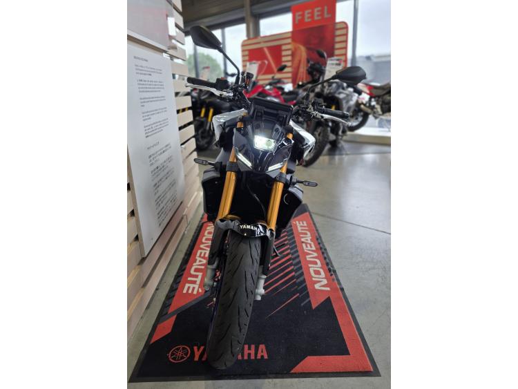 YAMAHA MT-09 SP