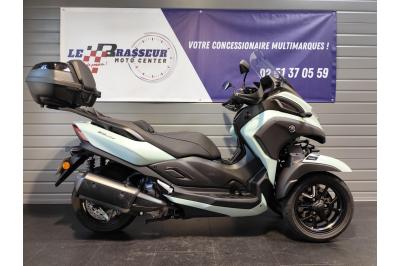 YAMAHA TRICITY 300