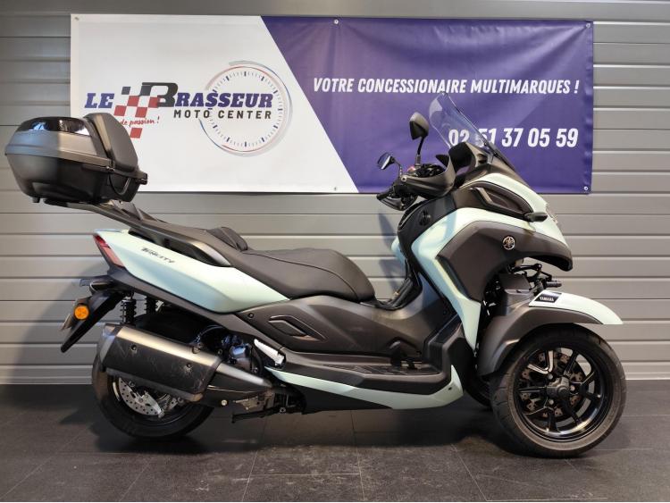 YAMAHA TRICITY 300