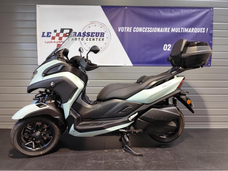 YAMAHA TRICITY 300