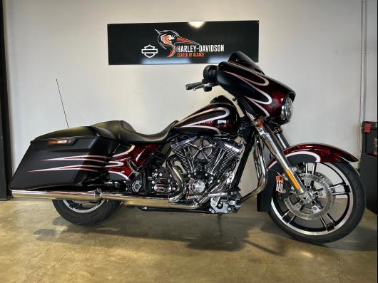 HARLEY-DAVIDSON TOURING STREET GLIDE 1690