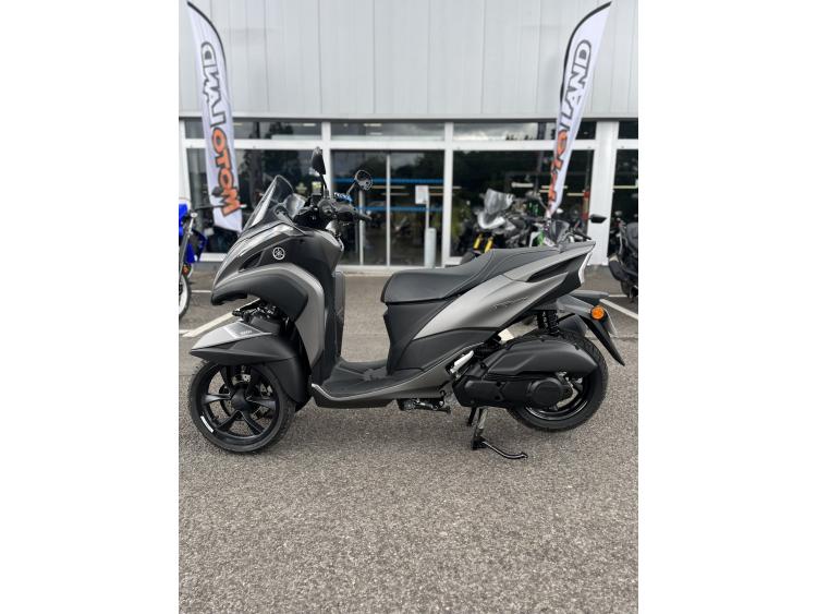 YAMAHA TRICITY 125