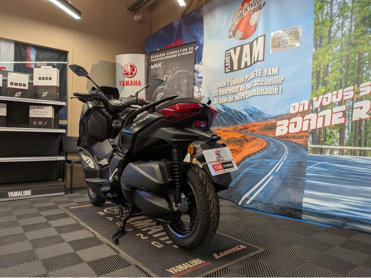 YAMAHA XMAX 300 Tech Max - GARANTIE NOVEMBRE 2030