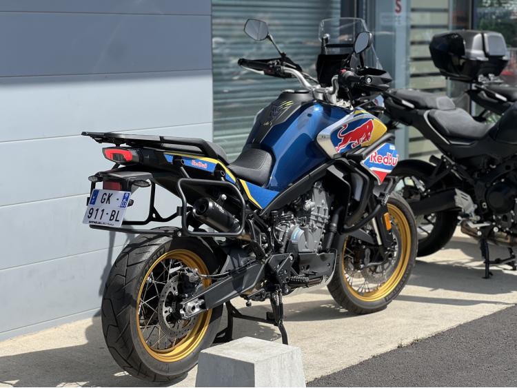 CF MOTO 800 MT