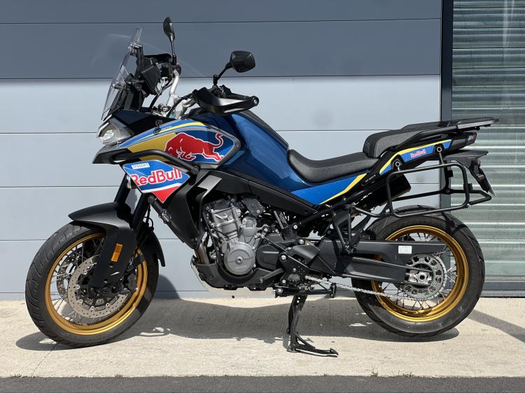 CF MOTO 800 MT