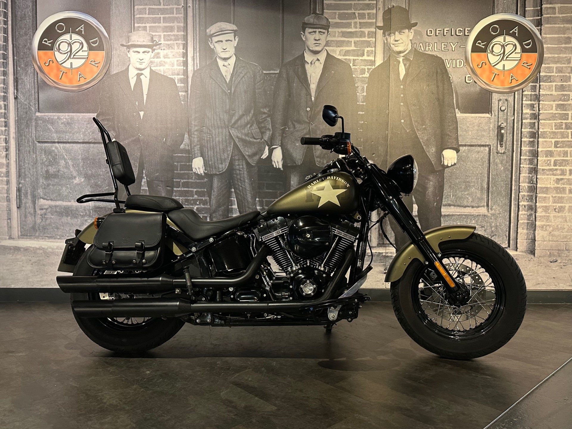 HARLEY-DAVIDSON SOFTAIL SLIM 1800 S