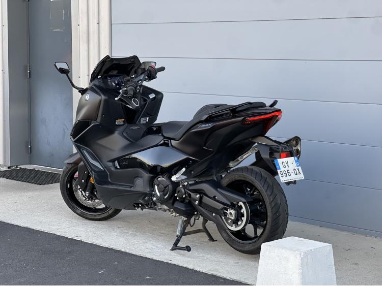 YAMAHA T-MAX 560 TECH MAX