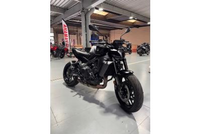 YAMAHA MT-09