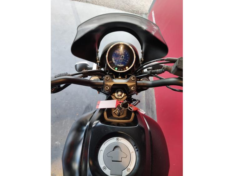 YAMAHA XSR 125