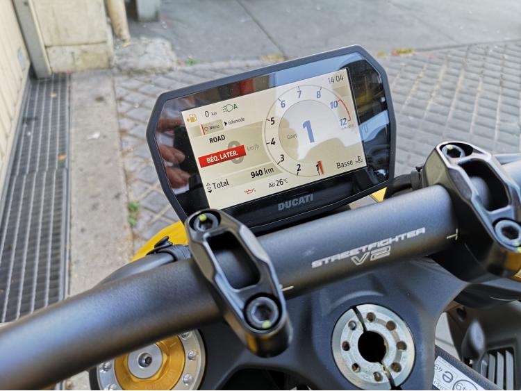 DUCATI STREETFIGHTER V2S 2026