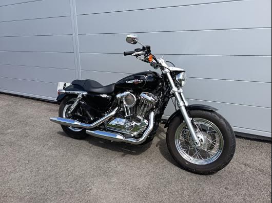 HARLEY-DAVIDSON SPORTSTER CUSTOM 1200