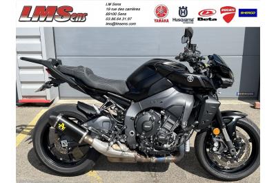 YAMAHA MT-10