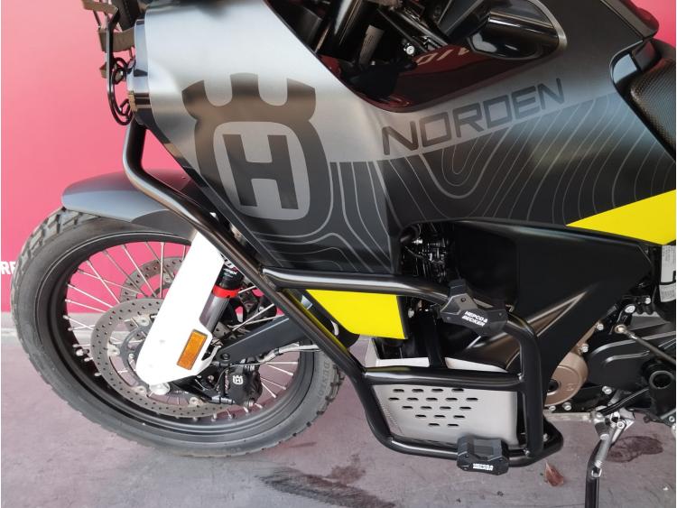 HUSQVARNA NORDEN 901 + EQUIPEMENTS