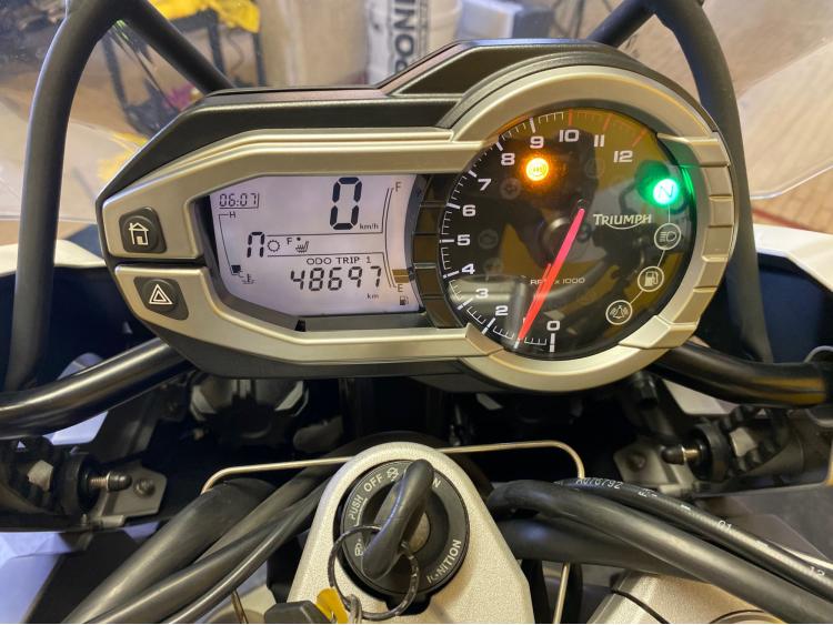 TRIUMPH TIGER 1200 EXPLORER