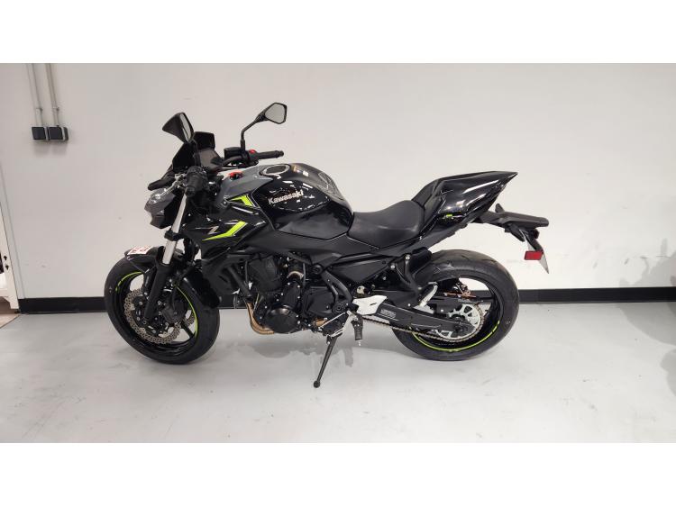 KAWASAKI Z650 